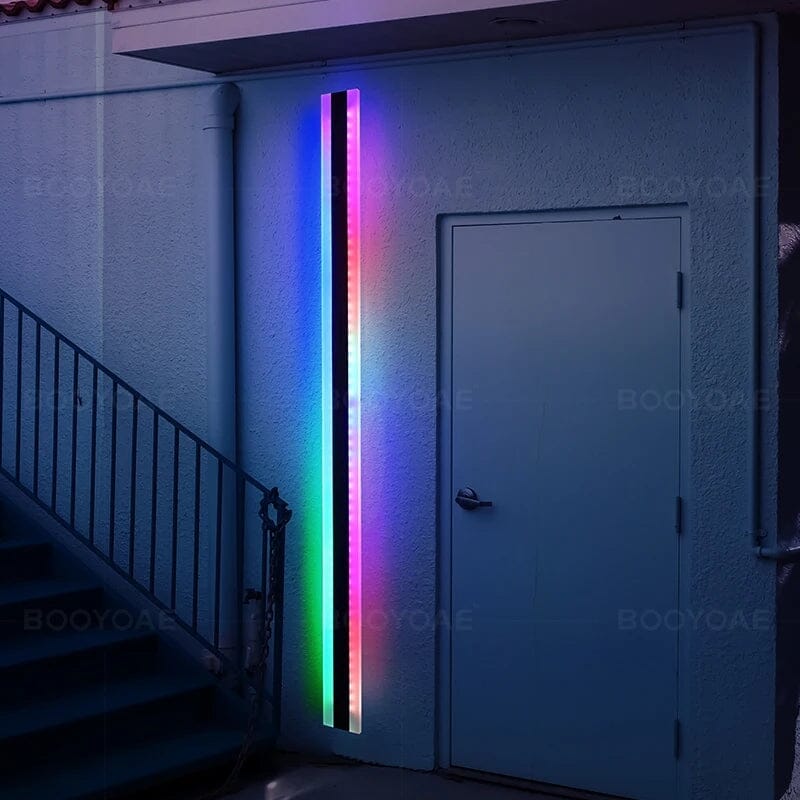 BoltGlow – RGB Wall Lamp with Music Effects and Weather-Resistant Design