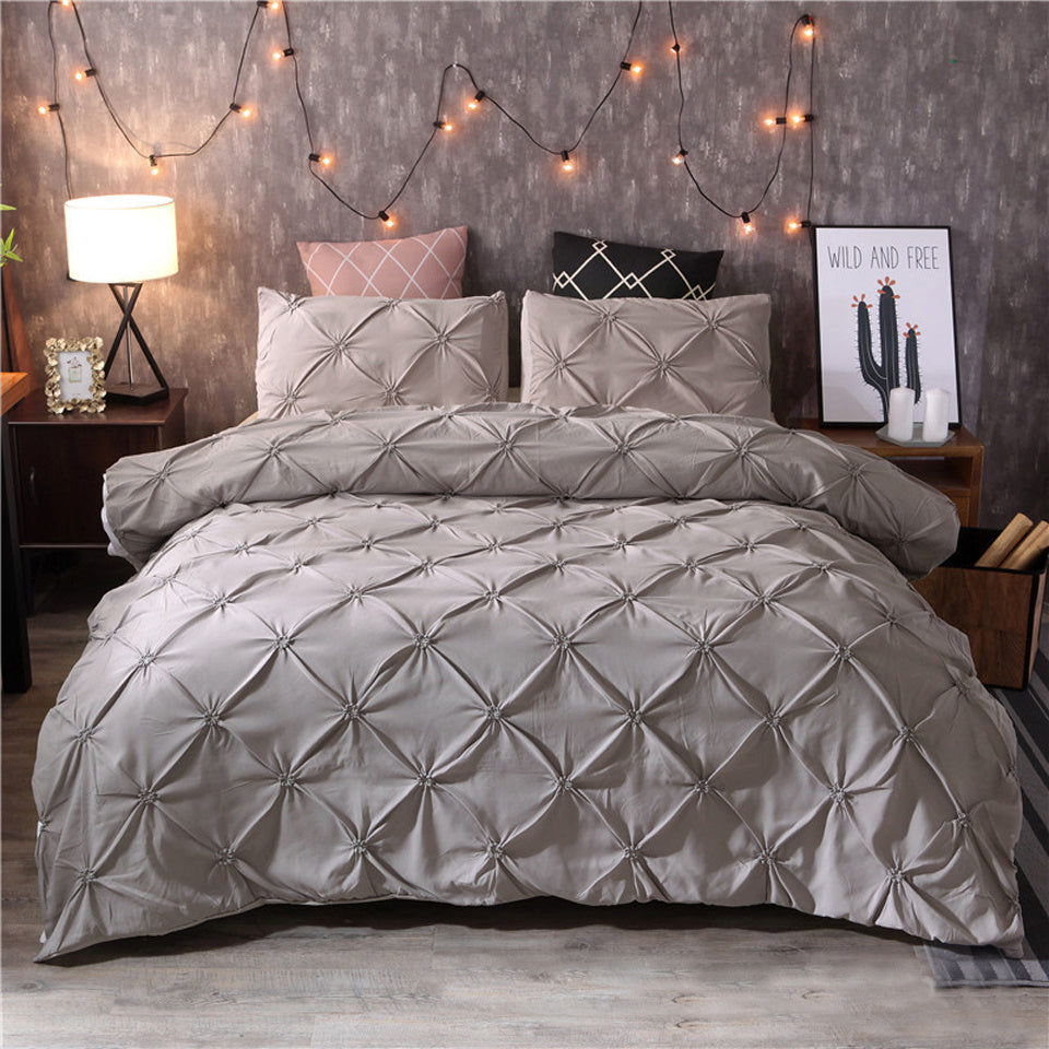 DreamQuilt – Luxe Quilted Bedding Set – Soft and Warm for a Peaceful Night's Sleep