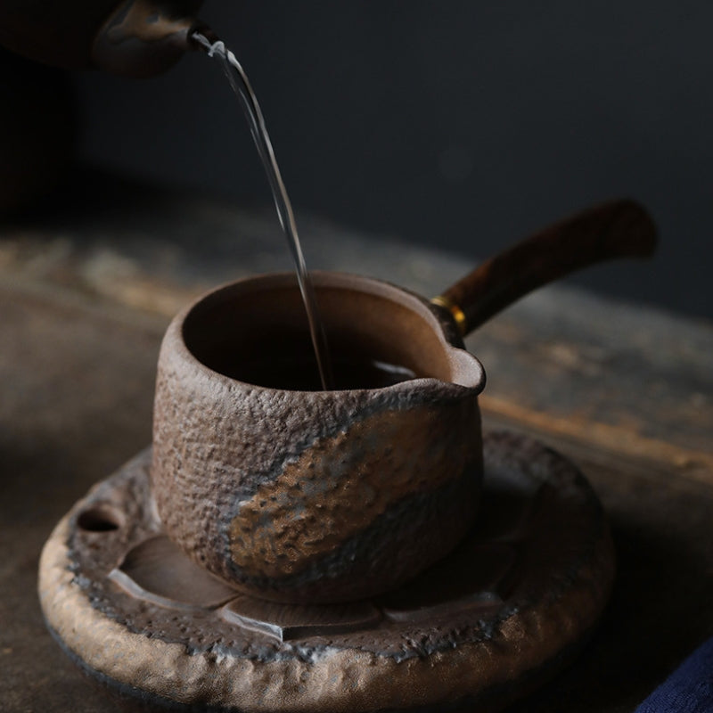 Ceramic Tokoname-yaki Teapot - For Elegant Solo Tea and Intimate Occasions