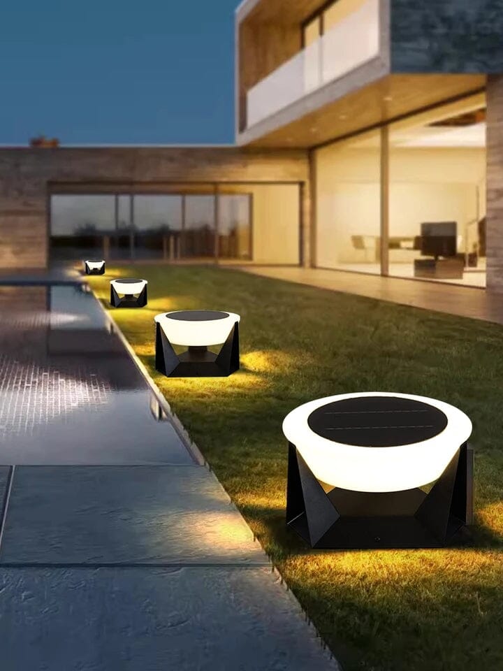 NoctaraLight – IP65 Outdoor Lamp Powered by Solar Energy or Mains with Warm White LED