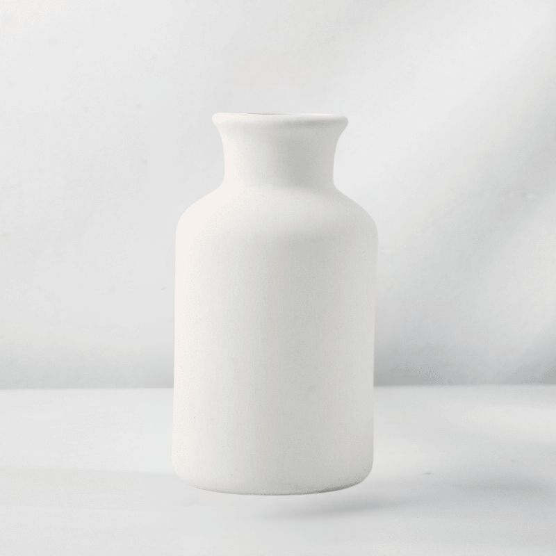 FloralCraft | Sturdy Ceramic Vase for the Living Room