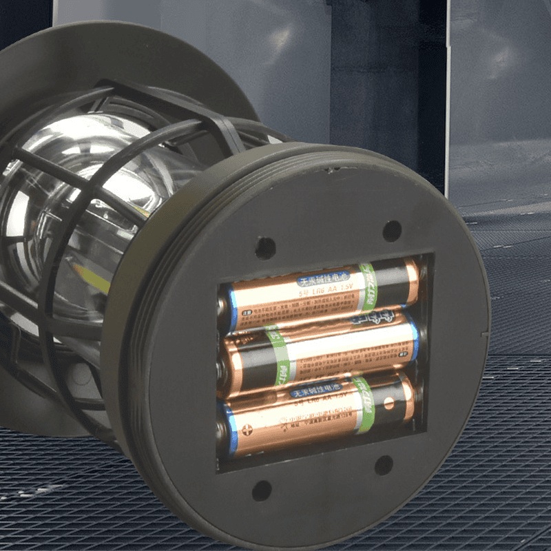 SolDesign | White Cube-Shaped Nordic Solar Lantern Post