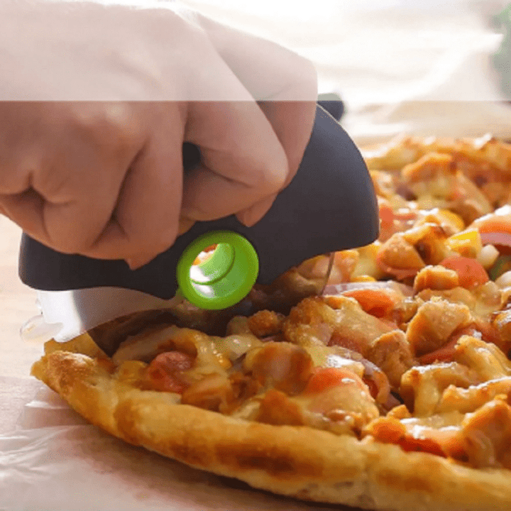 PizzaGuard | Protective Drum Pastry Cutter