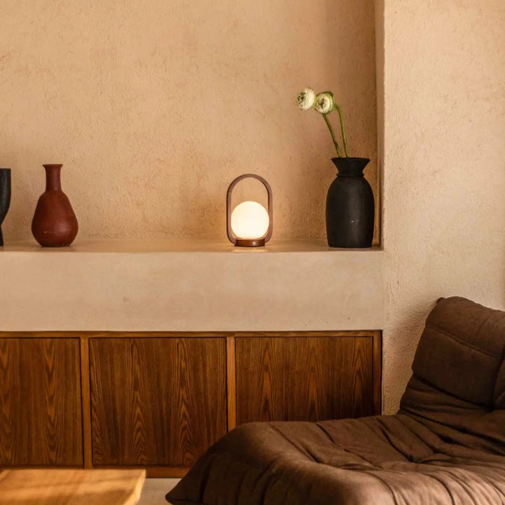 Skye chestnut brown wooden wireless lamp | Rechargeable and dimmable