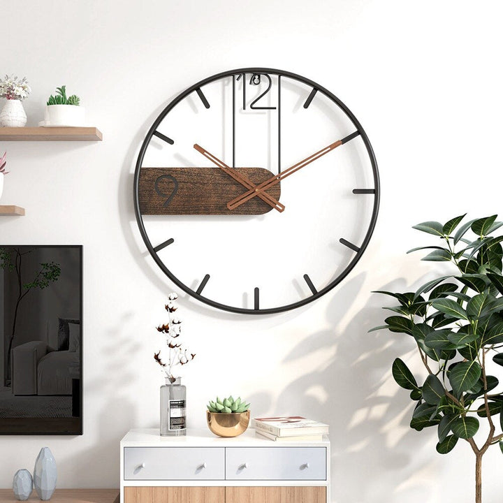 SculpturalWallClock | A Fusion of Style and Functionality