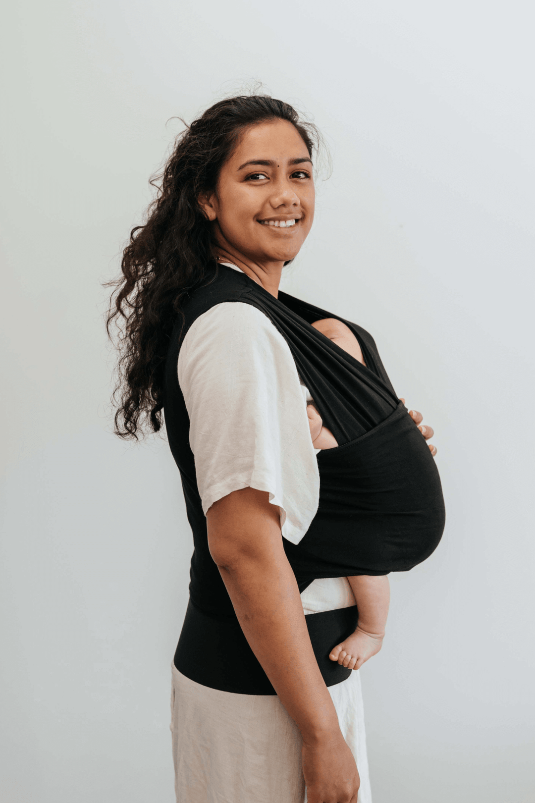 ComfortCarry | Baby Carrier with Phone Pocket