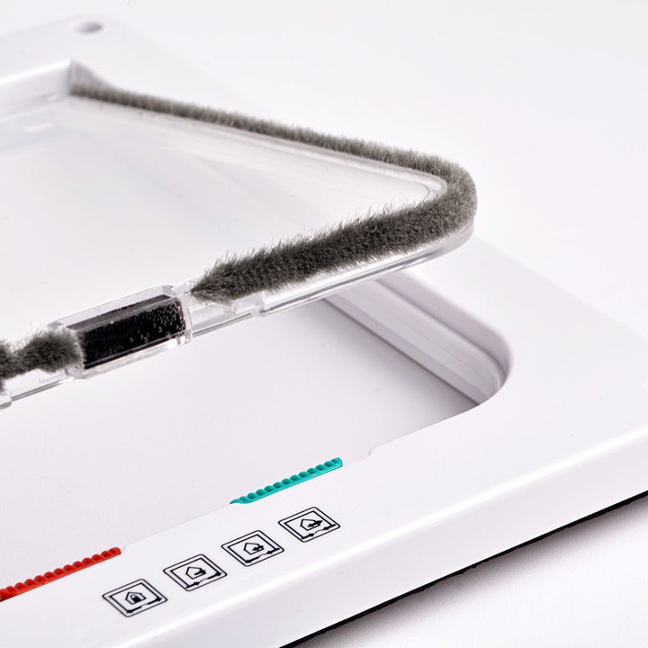 SafeFold | Folding Door with Cat Flap and Security