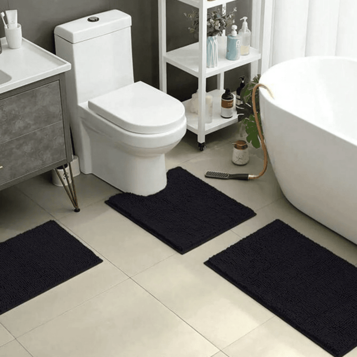 SoftTouch | Chenille Bath Mat for Ultimate Comfort