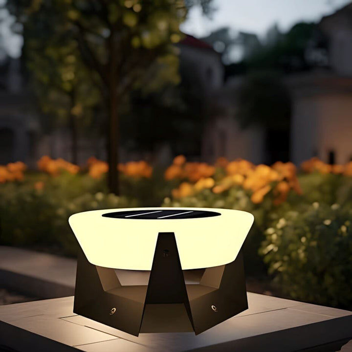 NoctaraLight – IP65 Outdoor Lamp Powered by Solar Energy or Mains with Warm White LED