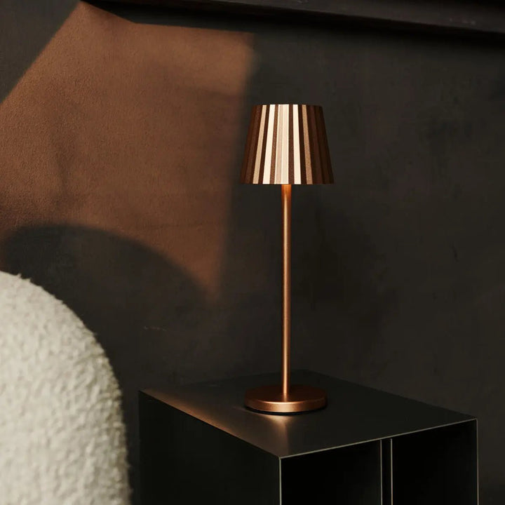Maya Copper Ribbed Table Lamp Made of Iron - Dimmable and Wireless
