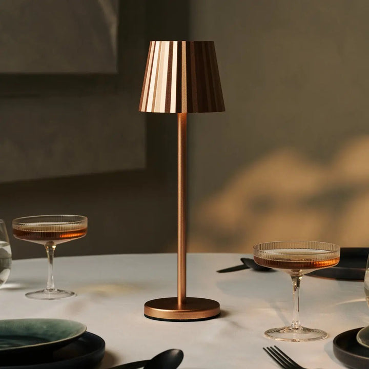Maya Copper Ribbed Table Lamp Made of Iron - Dimmable and Wireless