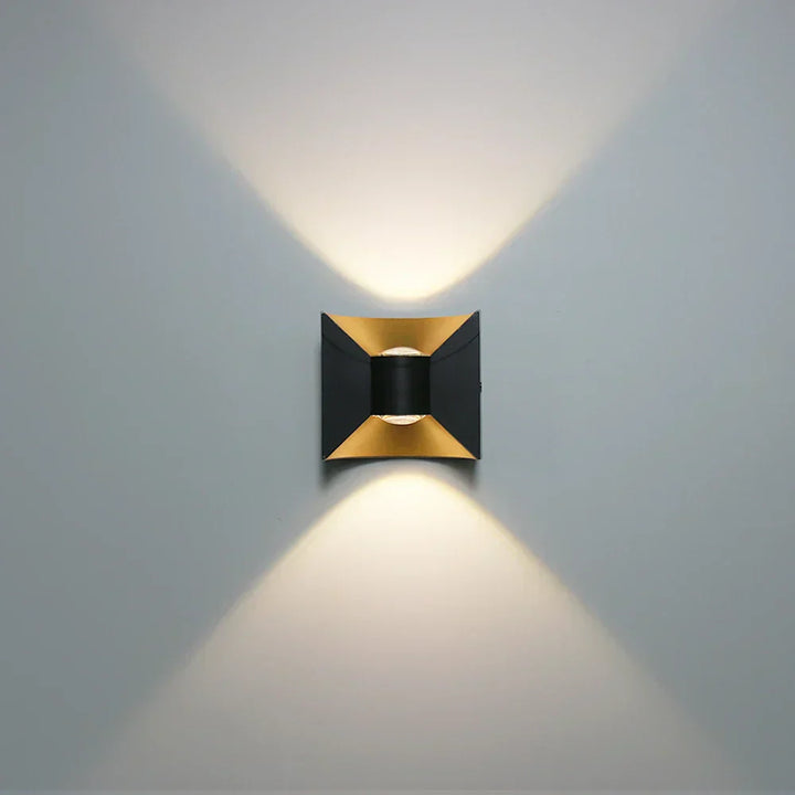 LumiTerra | LED Outdoor Wall Light