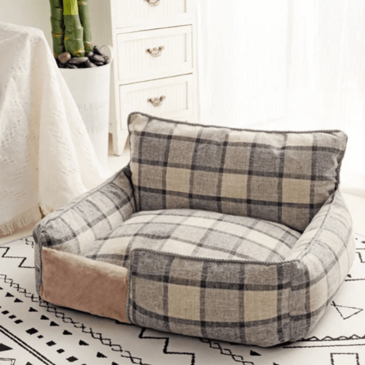 ComfortCushion | Portable Dog and Cat Bed for All Seasons