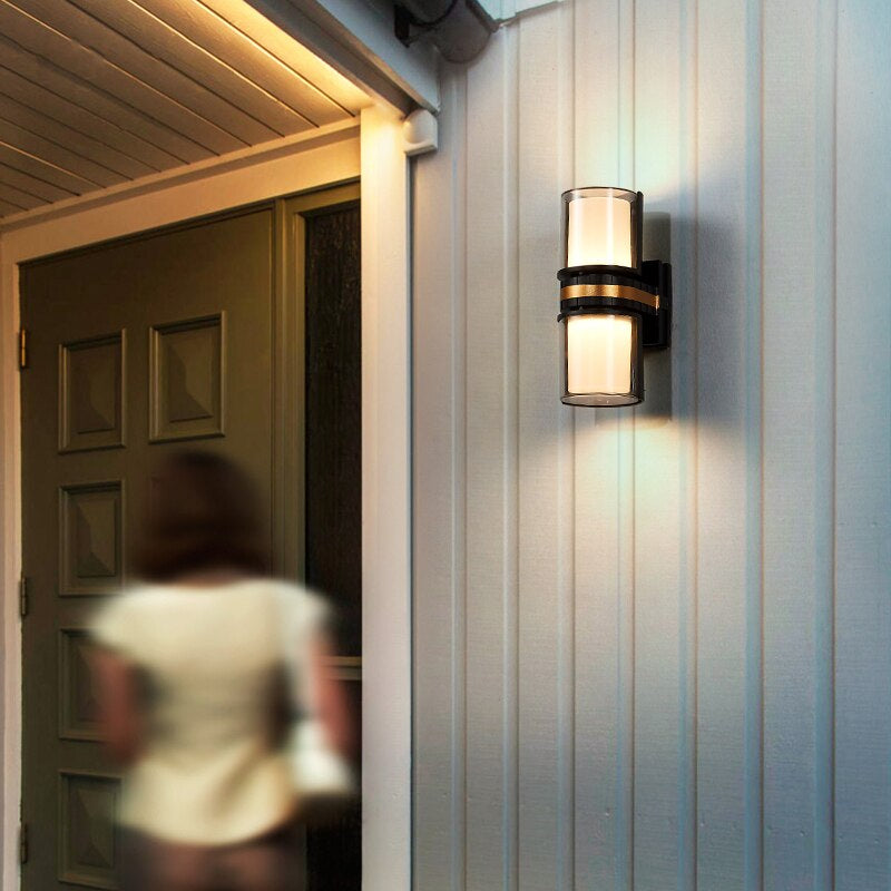 Lumiva Adjustable Wall Lamp - Waterproof & Durable Outdoor Light - Stylish & Sustainable Lighting