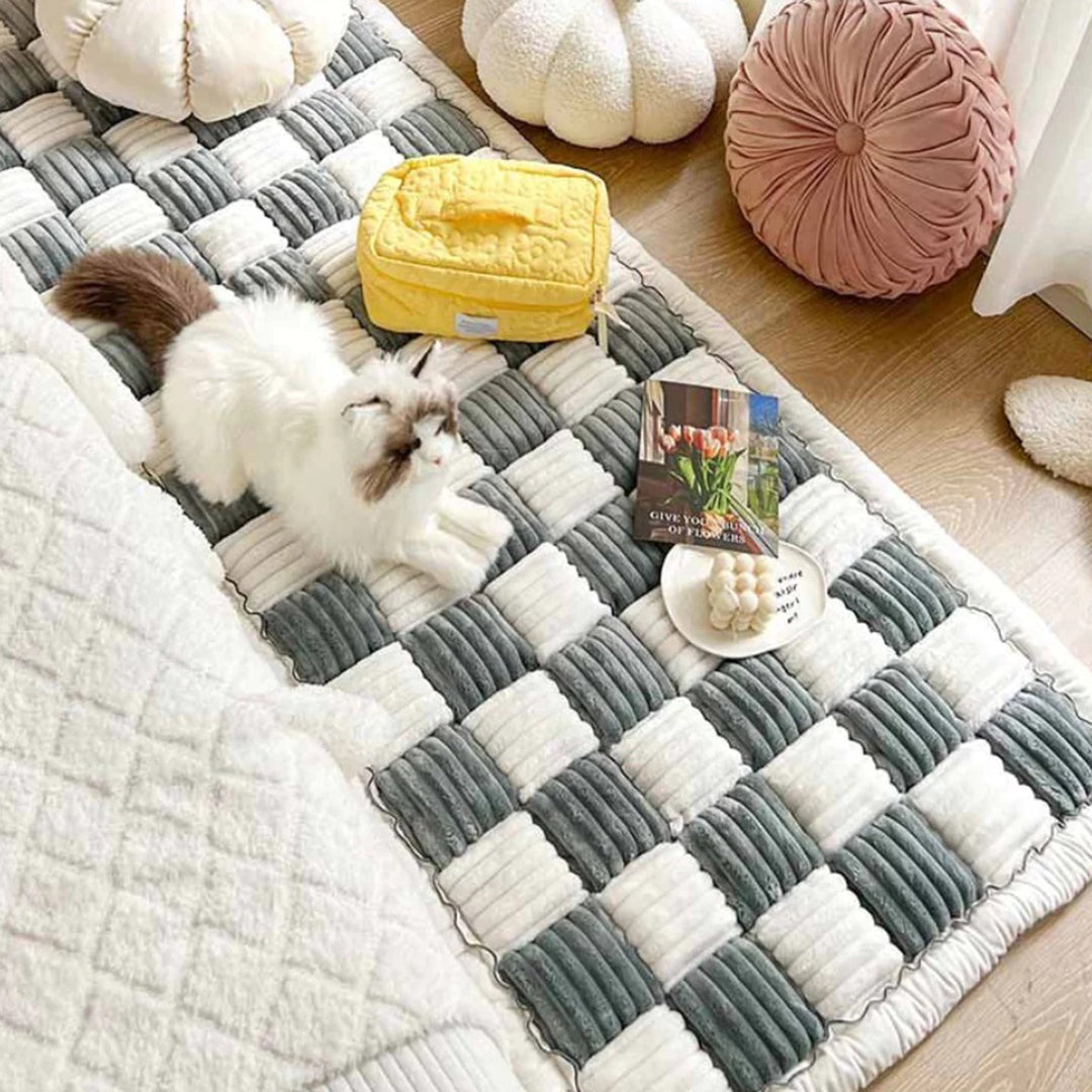 Scratch-resistant blanket for dogs - Luxury fabric with non-slip bottom - Durable and soft
