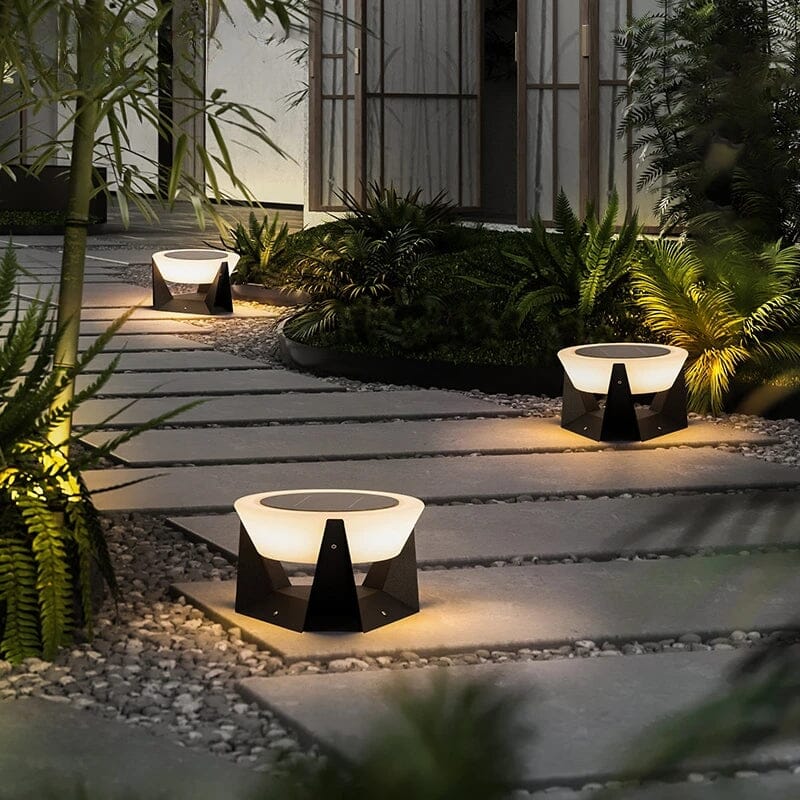 NoctaraLight – IP65 Outdoor Lamp Powered by Solar Energy or Mains with Warm White LED
