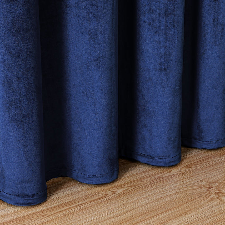 VelvetEase | Modern Velvet Curtains for Optimal Comfort