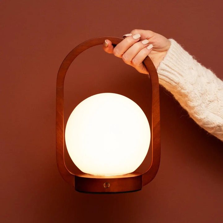 Skye chestnut brown wooden wireless lamp | Rechargeable and dimmable