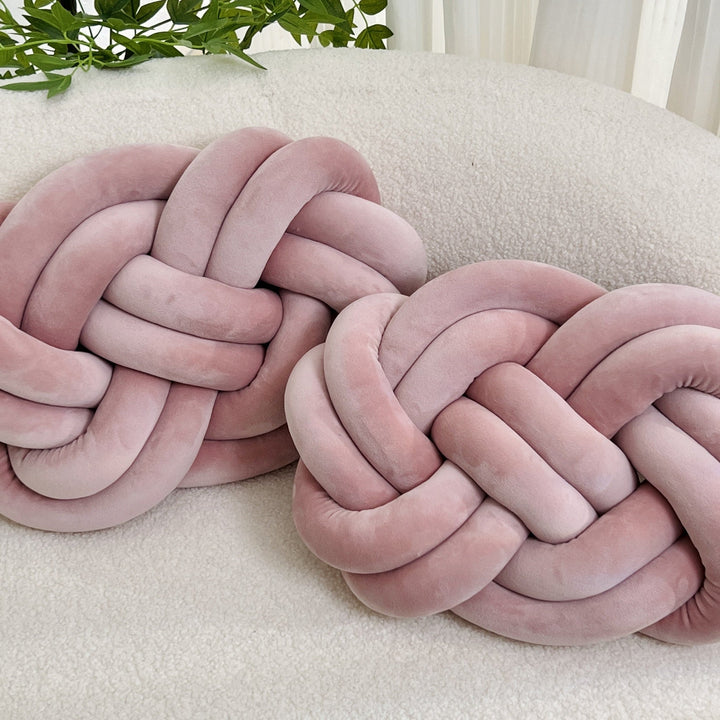 PlushDreams | Elegant Set of 2 Decorative Throw Pillows