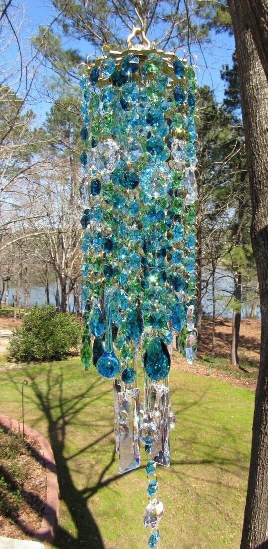 AuraHarmony Crystal Wind Chime - Captures the Wind for Soothing Melodies - Aesthetic and Relaxing Sounds