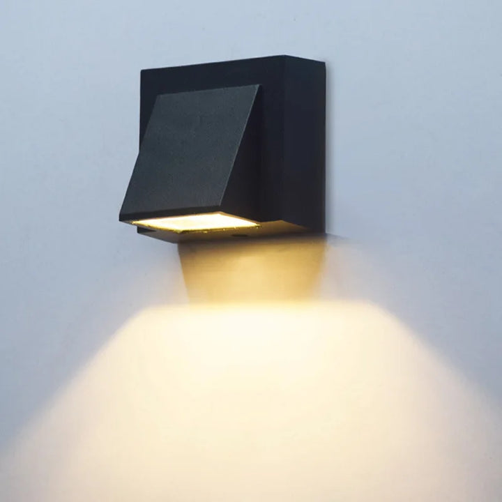OutdoorLight | Wall Lamp for the Garden