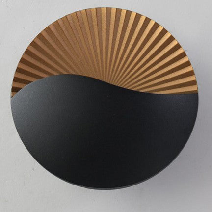 LumaEdge - Minimalistic LED Outdoor Lamp - Stylish and Durable Outdoor Lighting