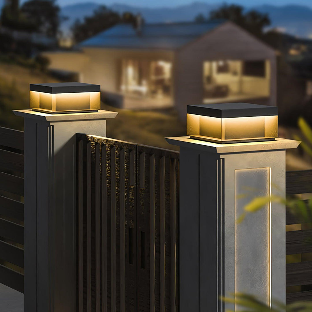 EverLume - Stylish Solar Lamp for Outdoors - Matte Acrylic Shade and Durable Design