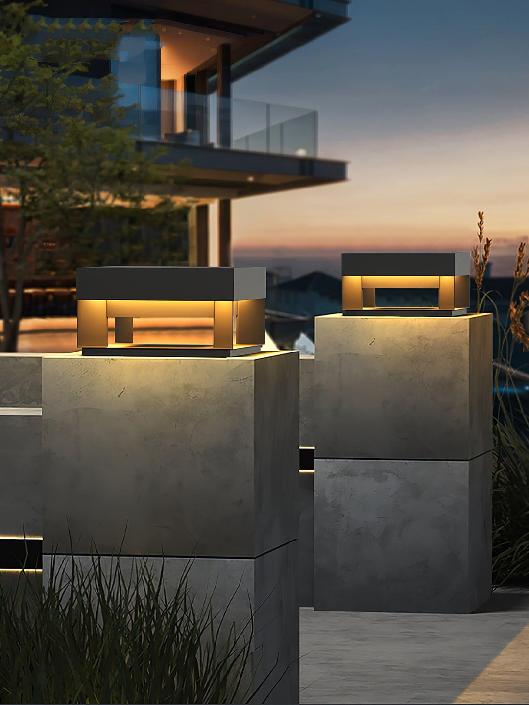 EverLume - Stylish Solar Lamp for Outdoors - Matte Acrylic Shade and Durable Design