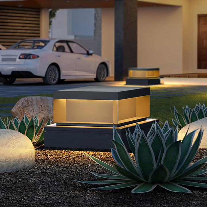 EverLume - Stylish Solar Lamp for Outdoors - Matte Acrylic Shade and Durable Design