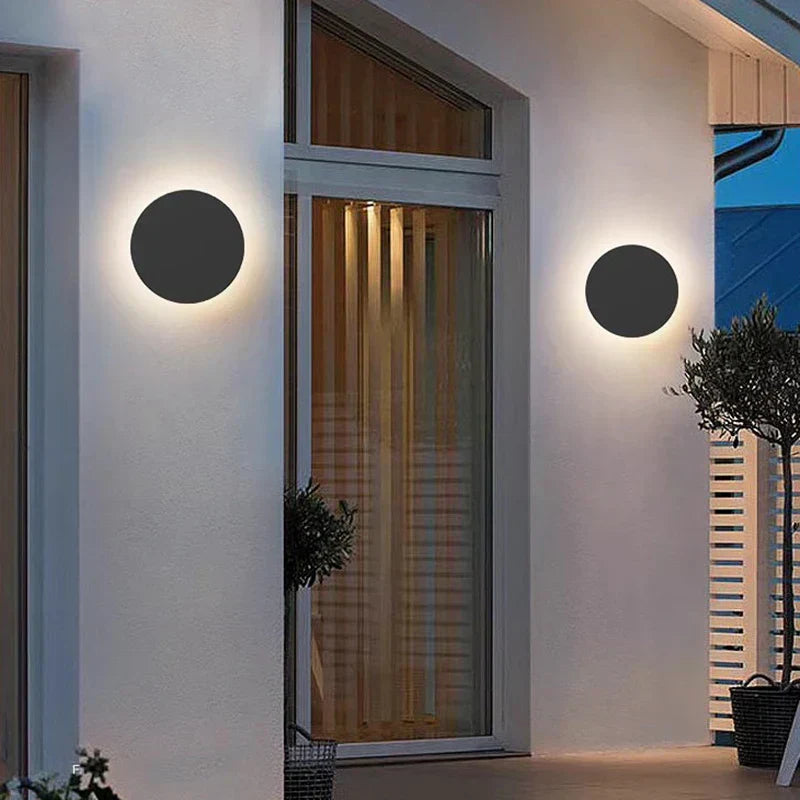 ElementBeam | Weather-Resistant Wall Lamp
