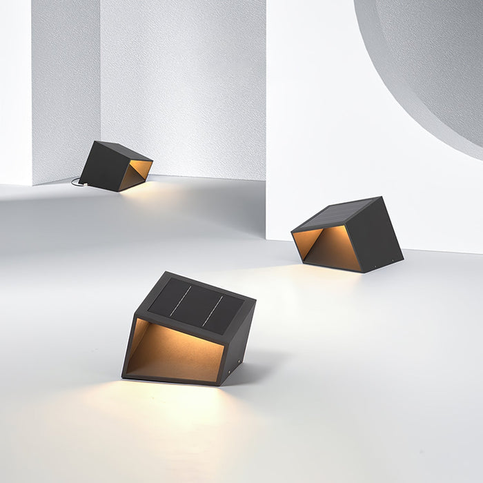 LumiCube | Solar Garden Lighting