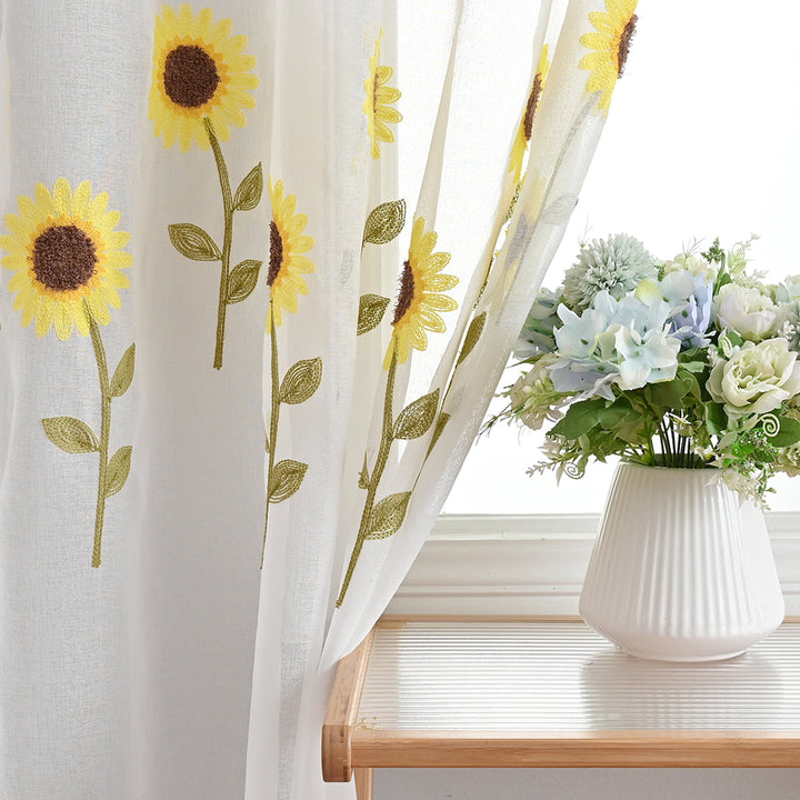 SunnyFields | Sunflower Curtain for a Farmhouse Interior