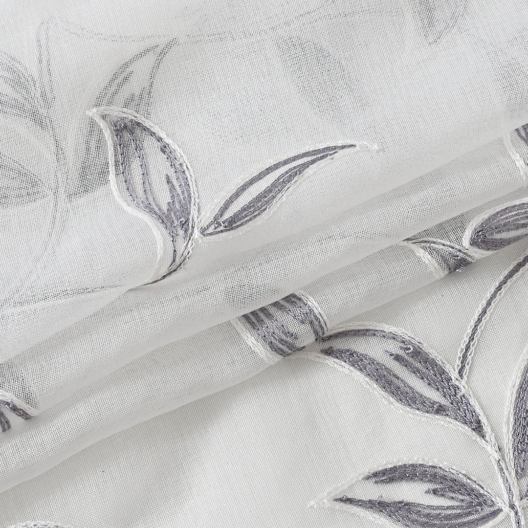 ChicBloom | Polyester Curtain in Gray and White with Floral Pattern
