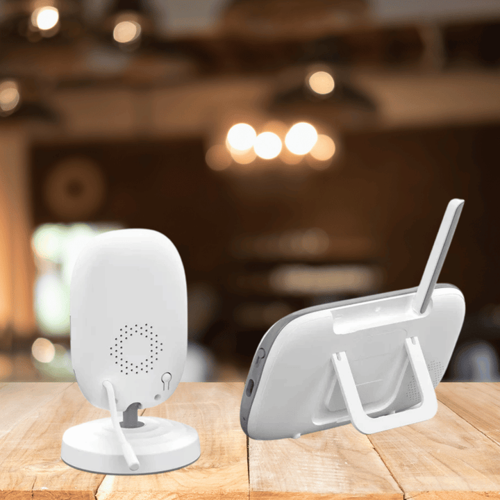 HD Baby Monitor with Night Vision - compact 3.5 inch screen - temperature display and two-way talk - ideal for monitoring your baby -