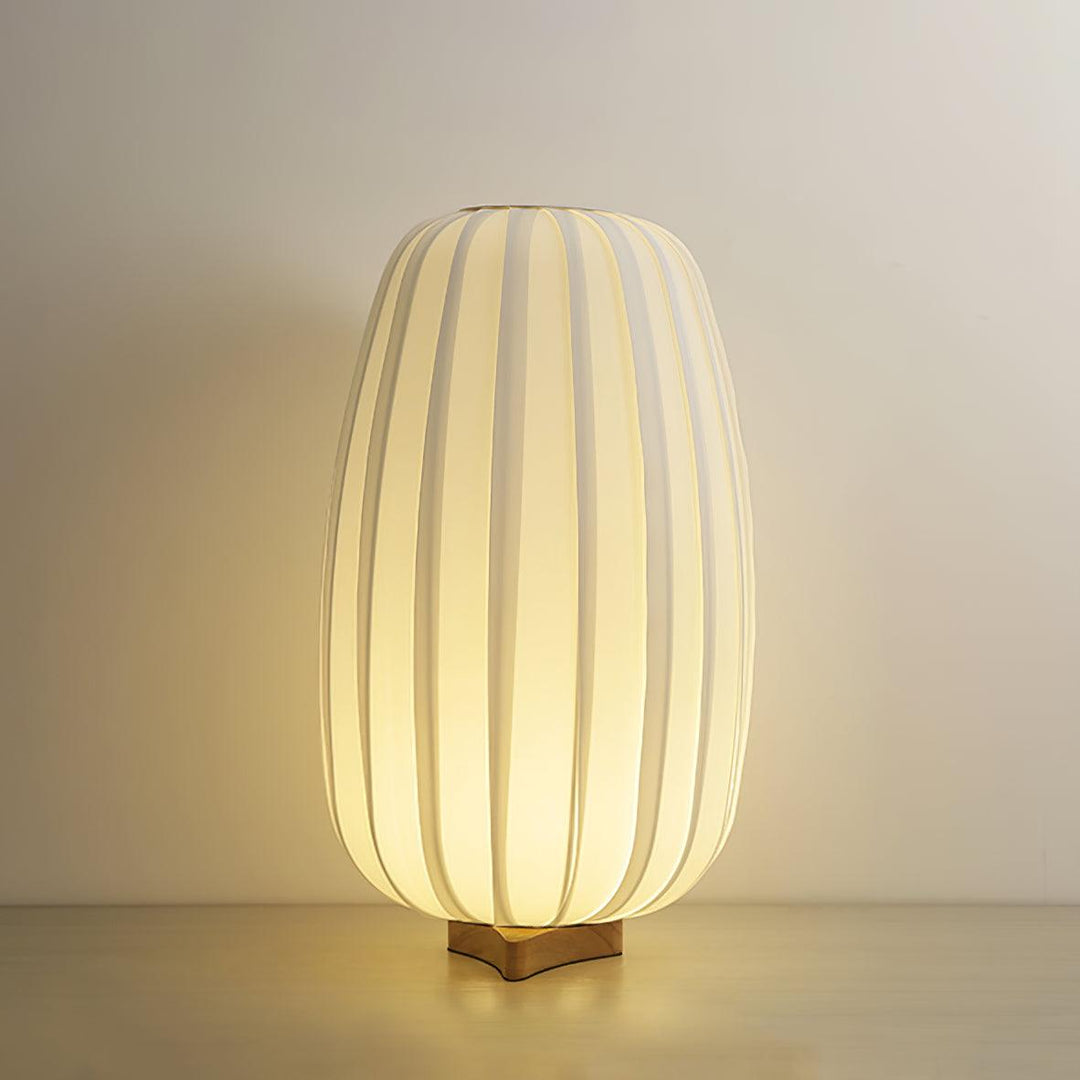 LumiTissu – Minimalist Table Lamp with Fabric Shade and Bamboo Base