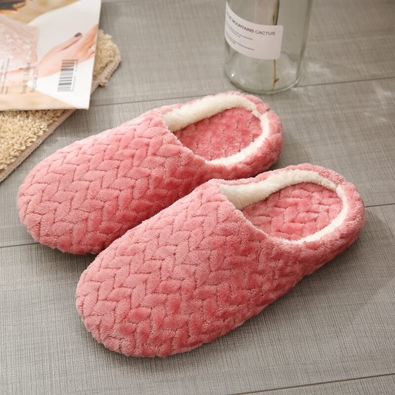 Ultra-Soft Faux Fur Slippers with Padded Insole and Non-Slip Sole