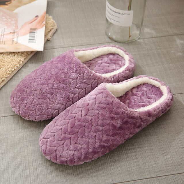 Ultra-Soft Faux Fur Slippers with Padded Insole and Non-Slip Sole