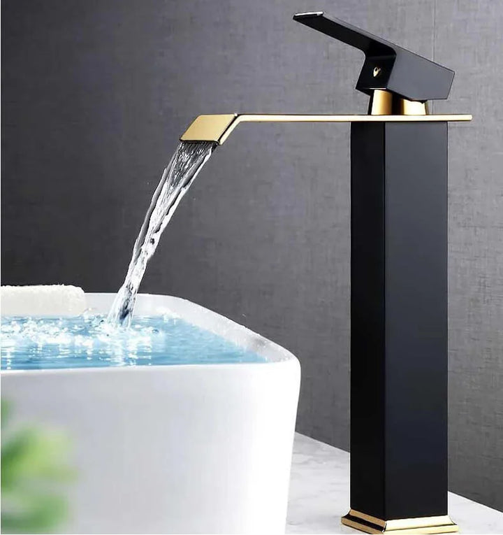 Calyra Elegant Gold Bathroom Faucet – Modern Design – Slim and Stylish