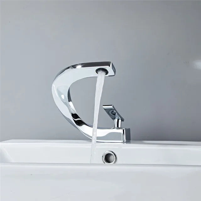 AquaElegance | Faucet with Cold and Hot Water