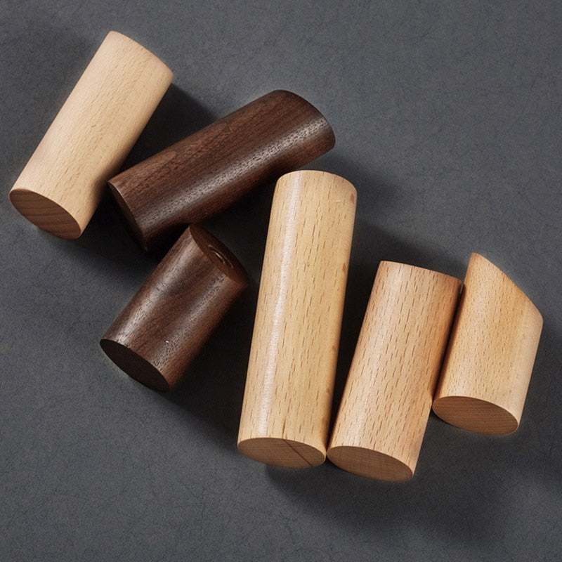 HangaLijn – Minimalist Wall Hooks in Modern Design