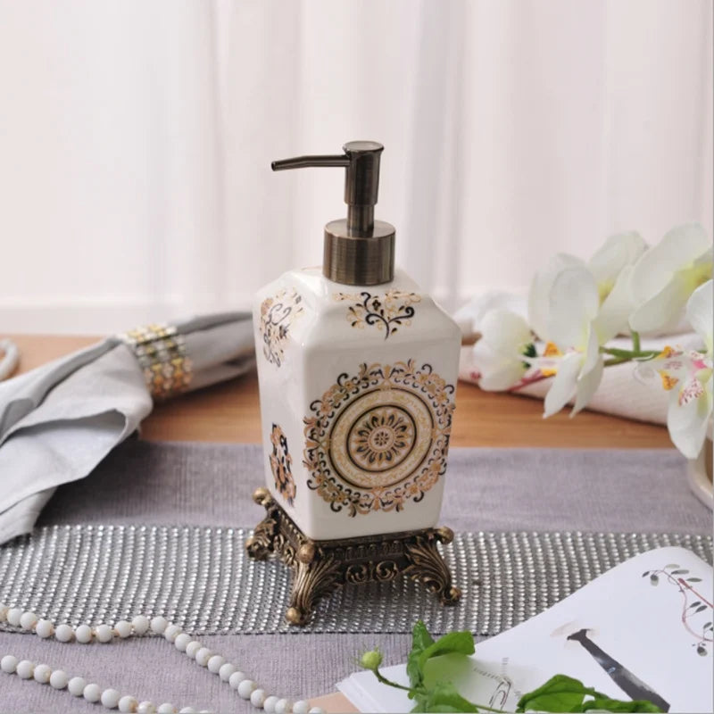 BathFlow | Elegant Soap Dispenser for the Bathroom