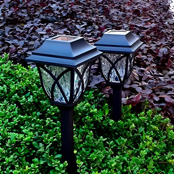 SunLoom – Sustainable Solar-Powered LED Outdoor Lamps (2 Pieces)