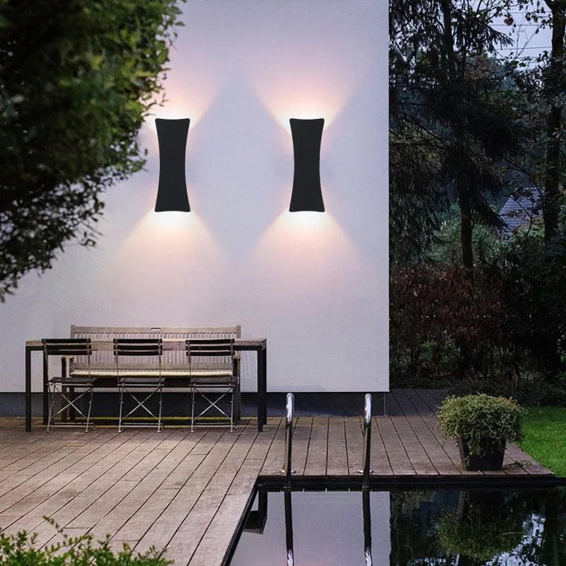 GlowEdge – Sleek Minimalist Outdoor Lighting – Efficient and Stylish Outdoor Wall Lamp