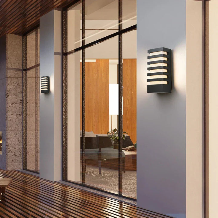 AlumiShine | Modern Aluminum Garden Lamp