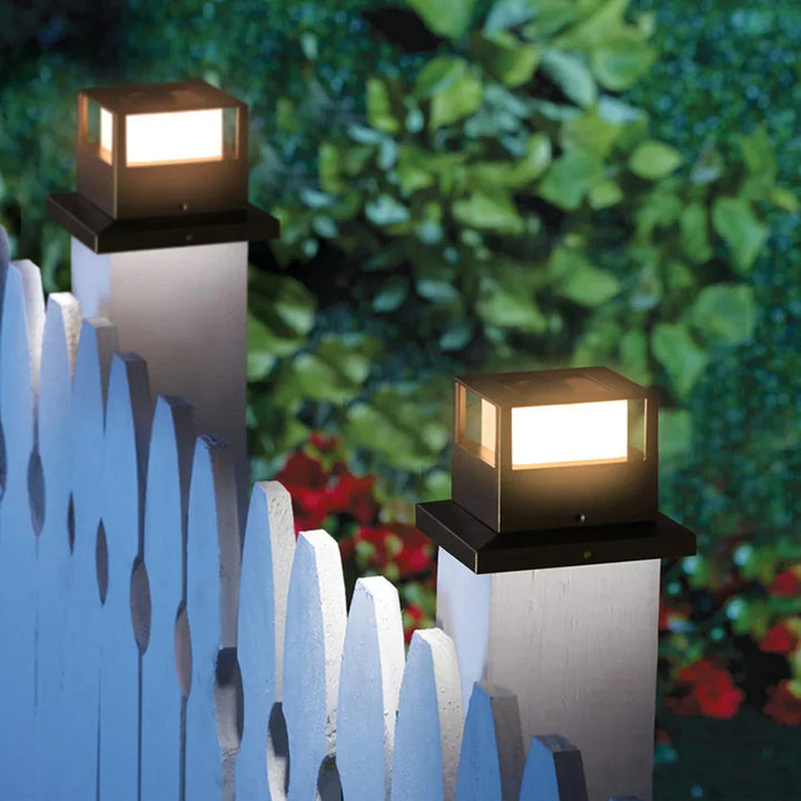 SunPillar | Modern LED Solar Column Lamp