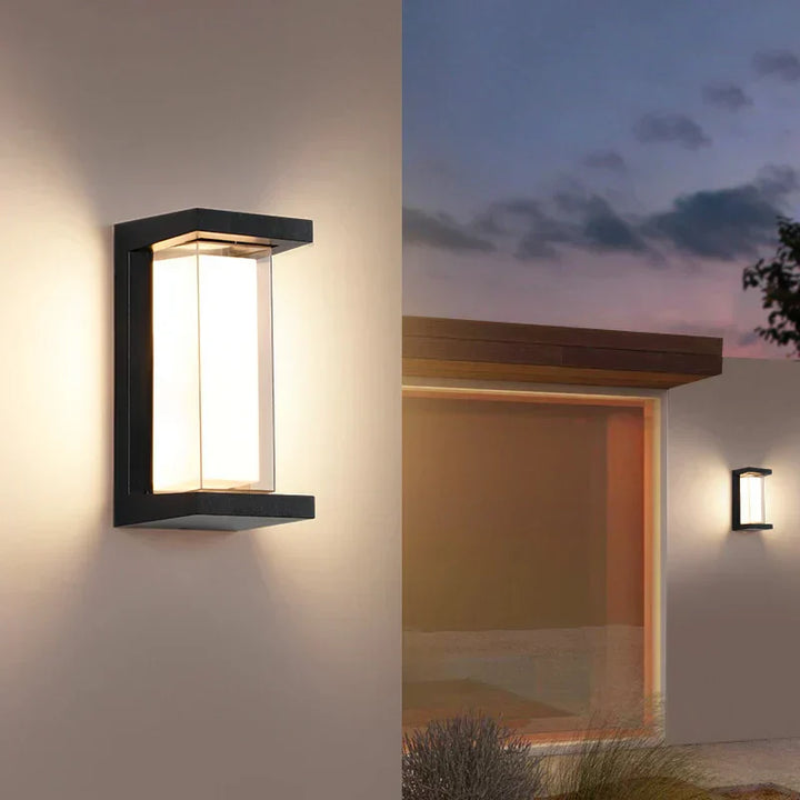 SereneGlow | Elegant Outdoor Wall Lamp