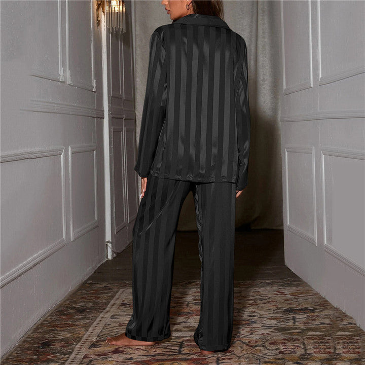 Stylish Striped Pajama Set - Elegant Sleepwear for Every Night - Perfect for Comfortable Sleep