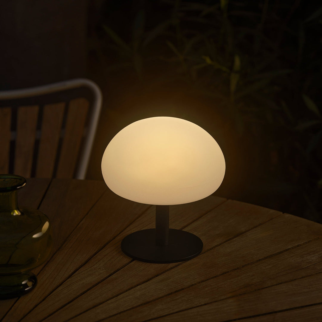 SponsLicht – Rechargeable Table Lamp for Indoor and Outdoor Use