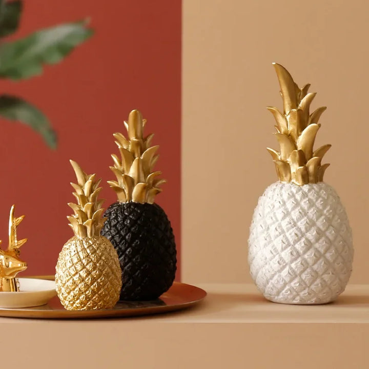 LumiFruit | Elegant Gold Pineapple for Home Decoration