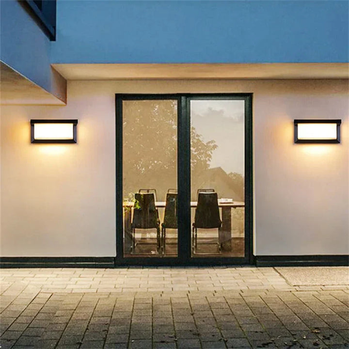 SolarLuxeGlow | Energy-Efficient Lamp with a Refined Design